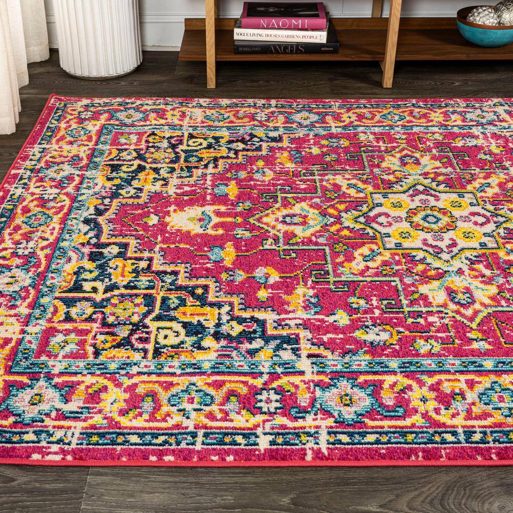 Brooklyn Red and Pink Synthetic Medallion 4' x 6' Area Rug
