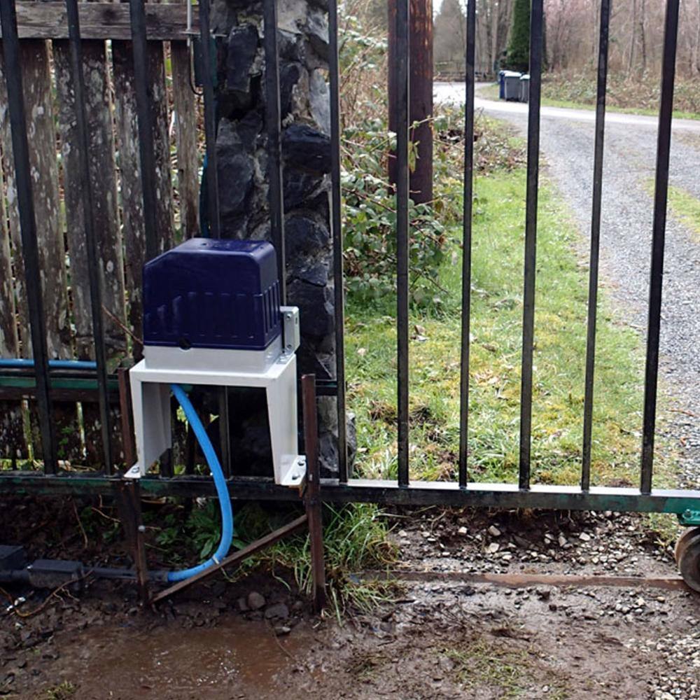 ALEKO 1400 lb 40 ft Sliding Gate Opener Kit with Wireless Keypad