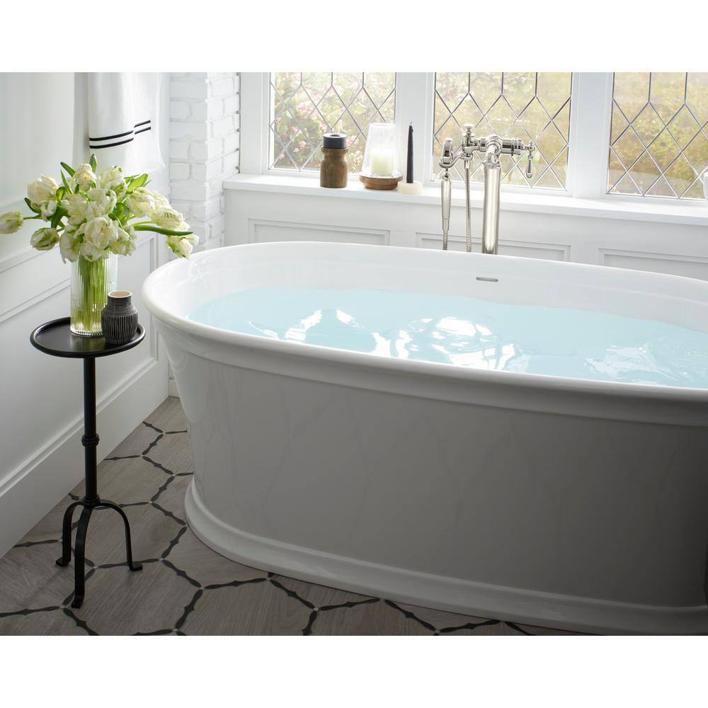 White Acrylic Freestanding Bath with Fluted Shroud