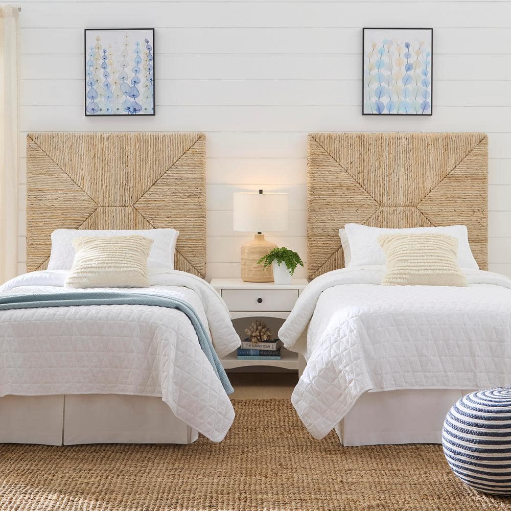 Reviews for StyleWell Neela Woven Natural Banana Fiber Twin Headboard