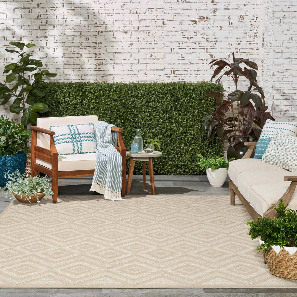 Cream Diamond Pattern 10' x 14' Synthetic Flatweave Area Rug