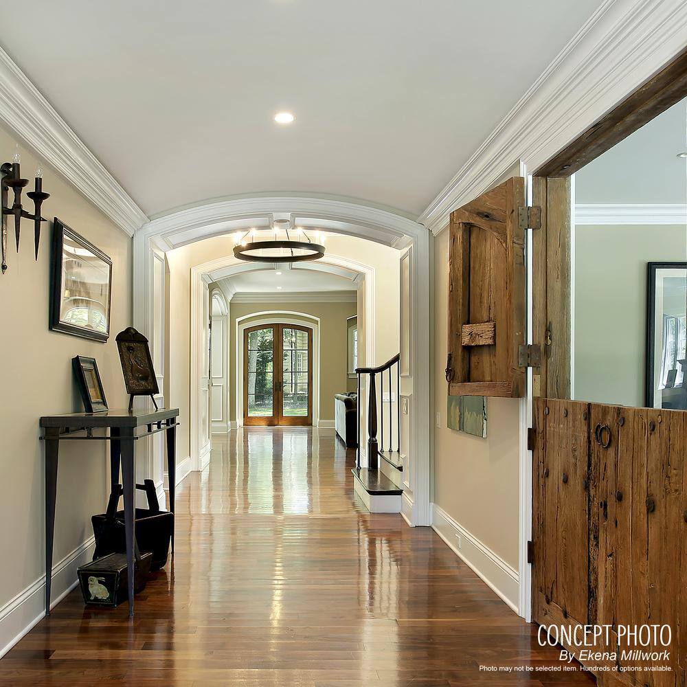 Cole Smooth White Urethane Crown Corner Moulding