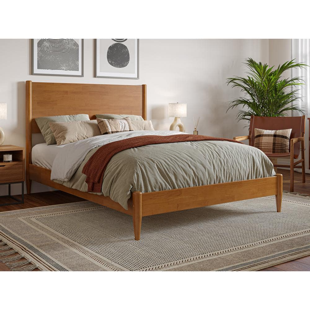 Pasadena Light Toffee Full Solid Wood Platform Bed with Headboard