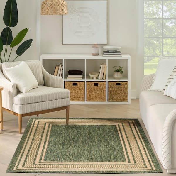 Horizon Green 5 ft. x 7 ft. Indoor/Outdoor Bordered Contemporary Area Rug