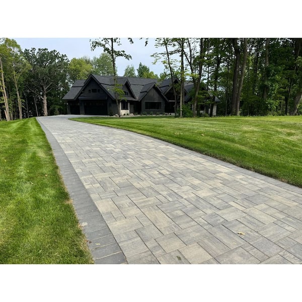 interlock Tahoe 14.75in.x 9.875 in.x 2.375 in. Rectangle Cascade Face Mix Concrete Paver Pallet (114-pieces/70.5 sq. sf./Pallet) HDTAHOECASCADFM