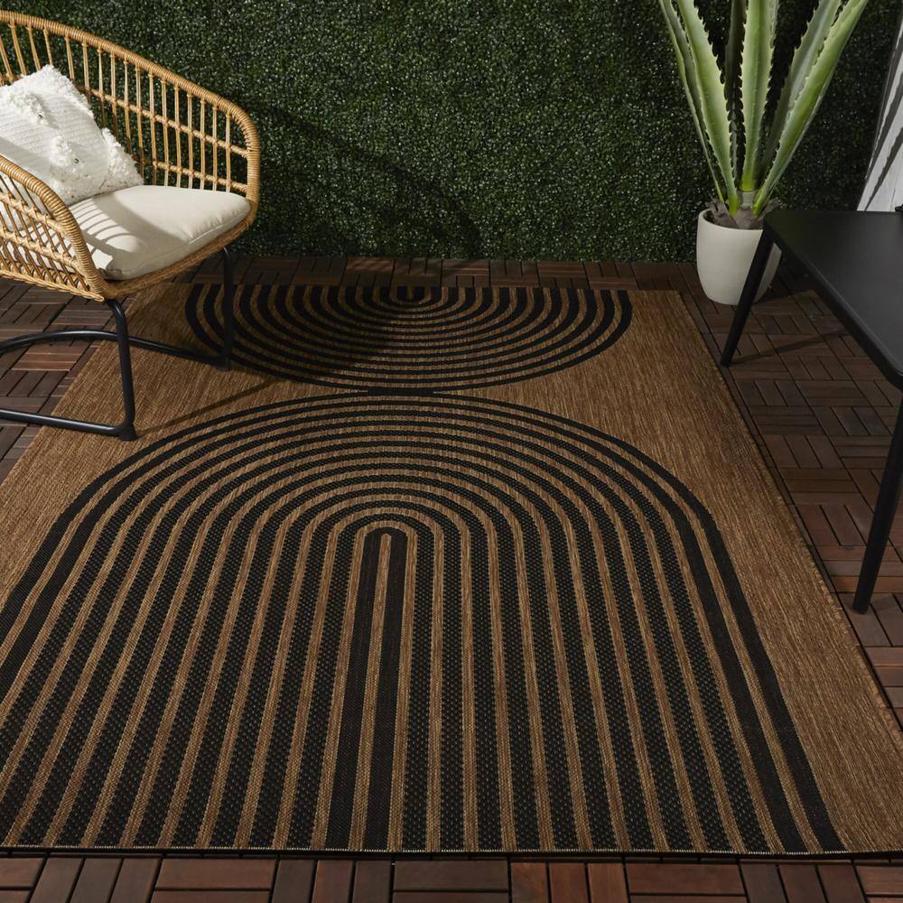Tan and Black Rectangular Synthetic Stripe Indoor/Outdoor Rug 5' x 7'