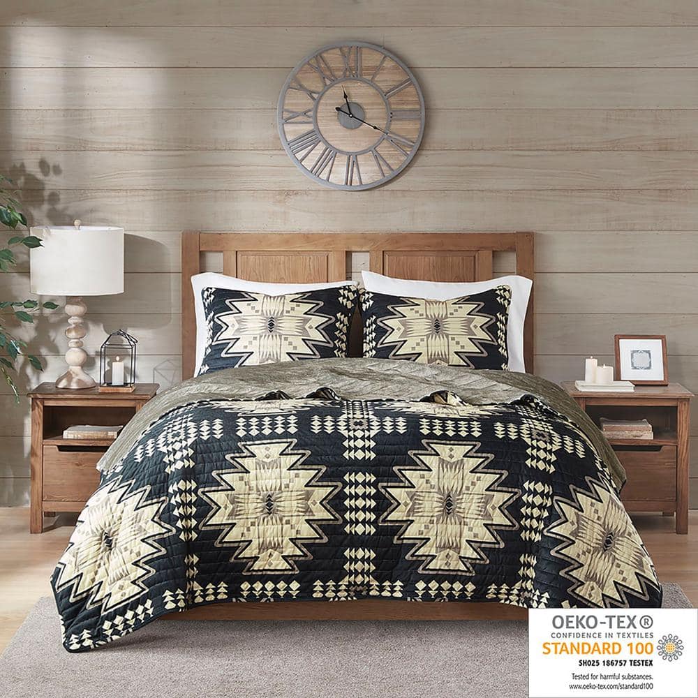Full Black and Tan Aztec Pattern Quilt Set