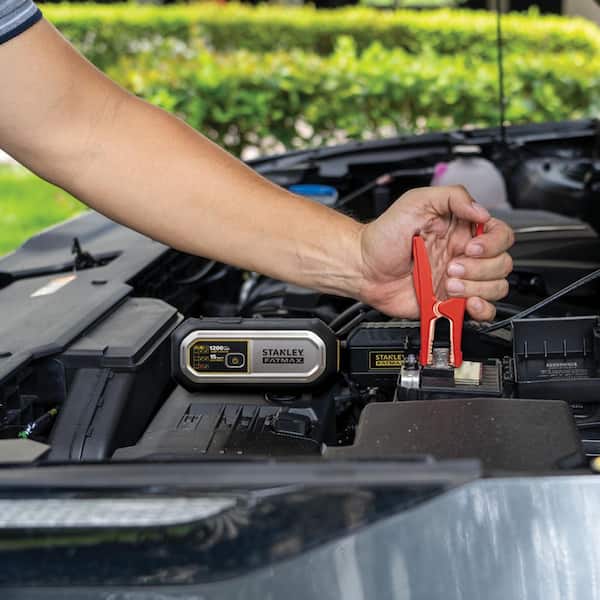 Reviews for Stanley 1200 Peak Amp Lithium Portable Jump Starter