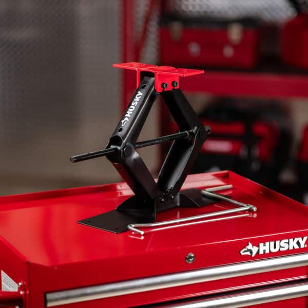 Husky 1.5 Ton Scissor Jack HD00113N-TD-CM - The Home Depot