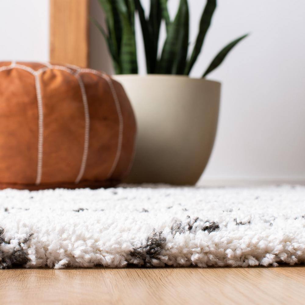 Ivory and Grey Moroccan Fringe Shag 8' x 10' Area Rug