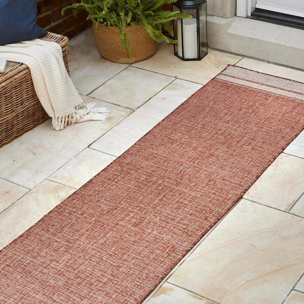 JONATHAN Y Alda Salmon/Cream 2 ft. x 8 ft. Modern Minimalist Mingled Solid Indoor/Outdoor Runner Rug