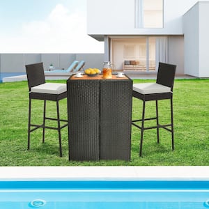 4-Pieces Wicker Outdoor Bar Stools Bar Height Chairs with Off White Cushions Backyard