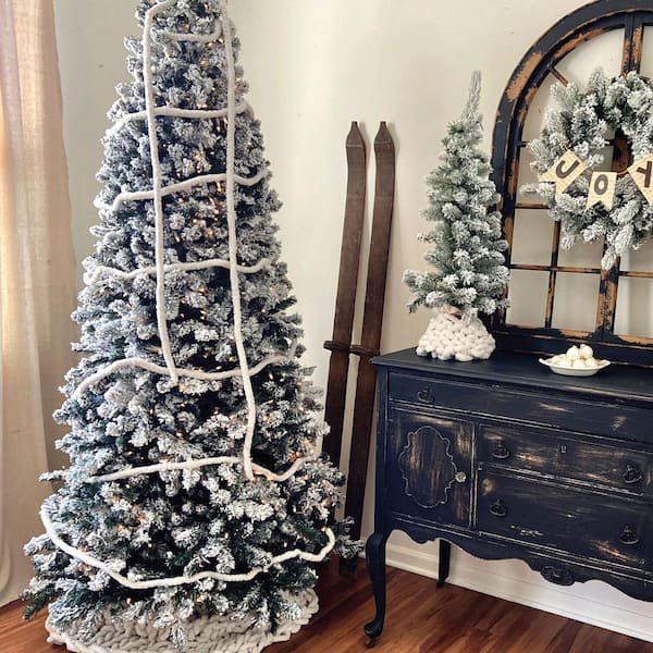 Fraser Hill Farm 9 ft. Pre-Lit Flocked Akaskan Pine Artificial