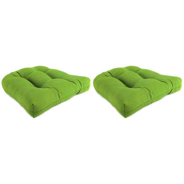 Jordan Manufacturing 18 in. L x 18 in. W x 4 in. T Outdoor Square Wicker Seat Cushion in Veranda Citrus (2-Pack)