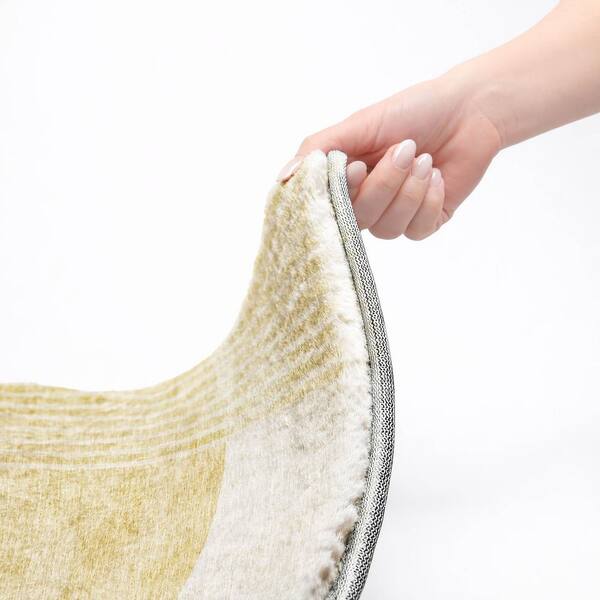 Dream Shag Premium Machine Washable Abstract ADS678 Gold 2 ft. x 3 ft. Accent Rug
