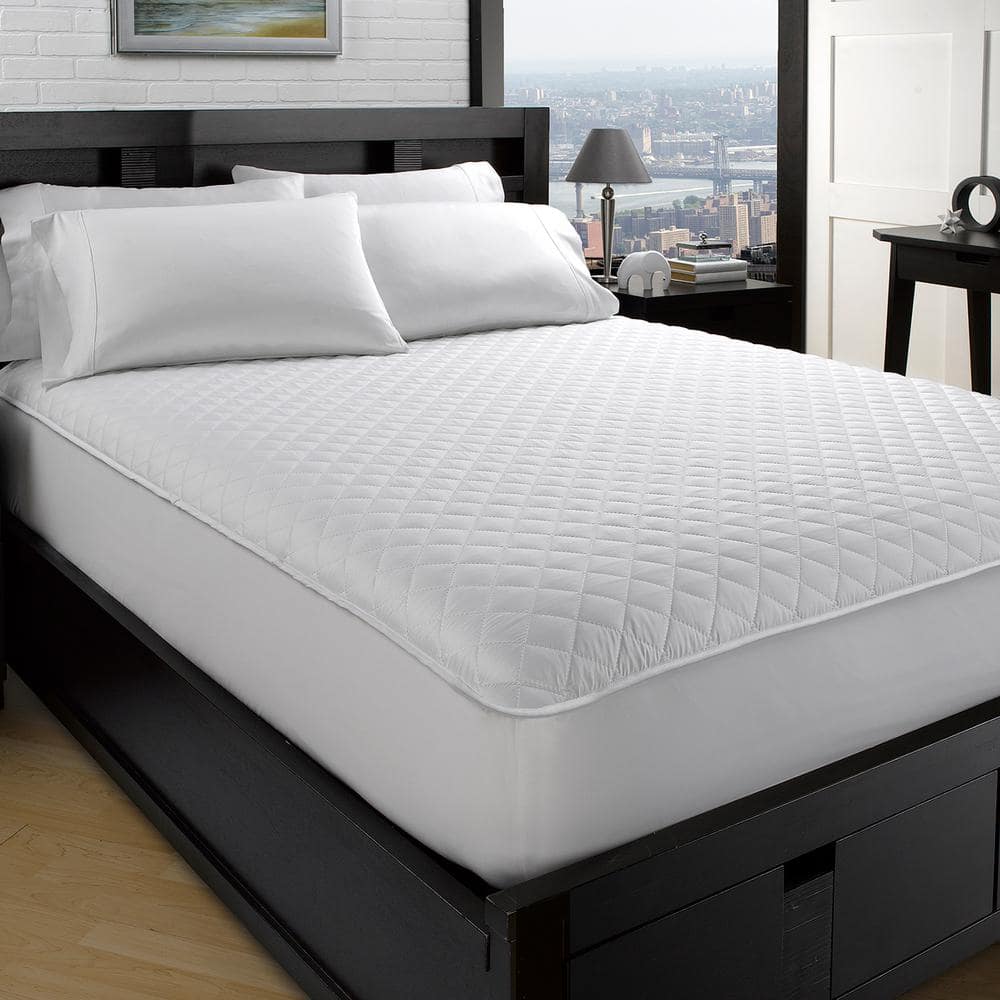 Twin XL White Quilted Down Alternative Mattress Pad
