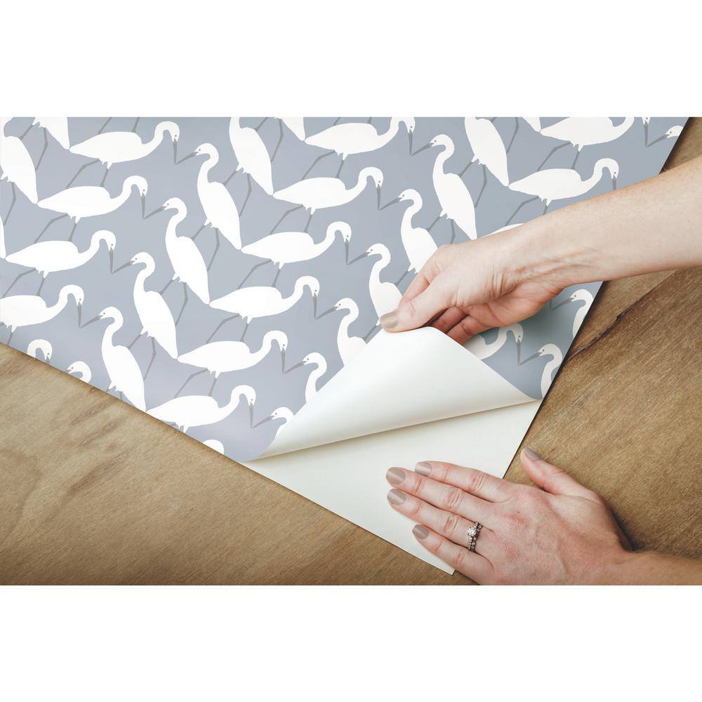 Elegant Blue and White Bird Pattern Peel & Stick Wallpaper