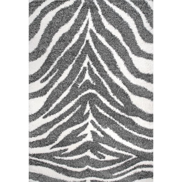 nuLOOM Everlynn Zebra Shag Off White 5 ft. 3 in. x 7 ft. 7 in. Indoor Area Rug