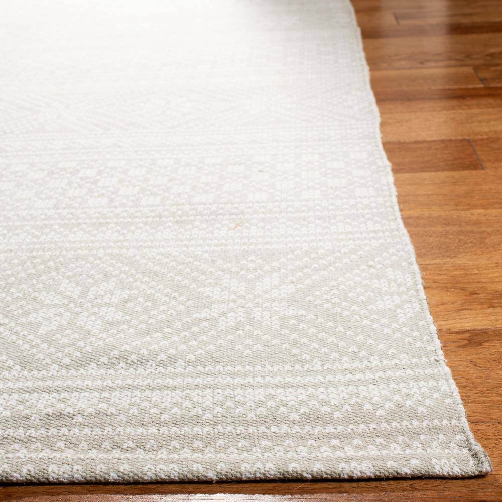 Silver and Ivory Geometric Cotton 4' x 6' Handmade Rug