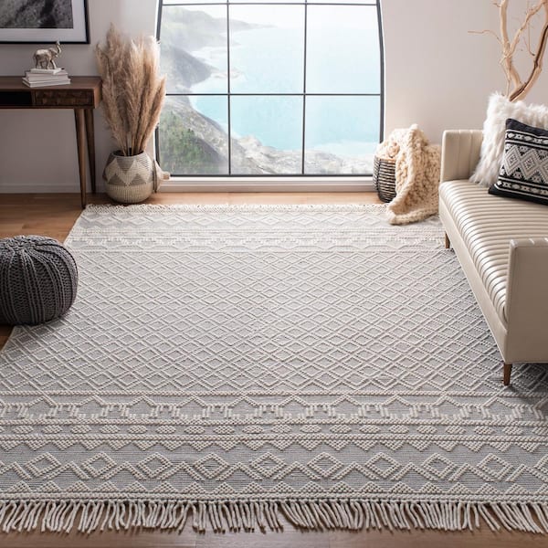 Natura 10 ft. x 14 ft. Ivory/Gray Border Geometric Area Rug