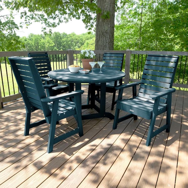 Highwood Weatherly Nantucket Blue 5-Piece Recycled Plastic Round Outdoor Dining Set