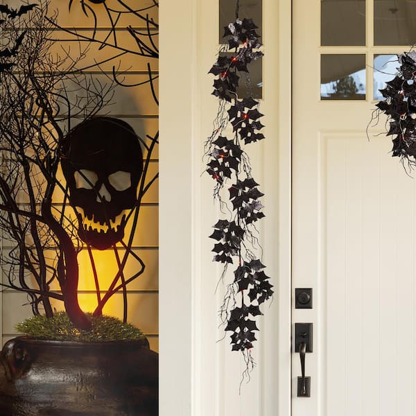 Or Skulls Spooky Themed Tinsel Garlands 9 ft Choose Bats Pumpkins Or Skulls Spooky Themed Tinsel Garlands 9 ft Choose Bats Pumpkins