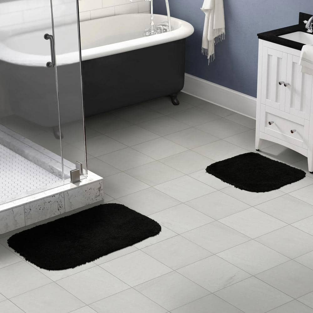 Serendipity Black Nylon Shaggy Bath Rug Set with Latex Backing