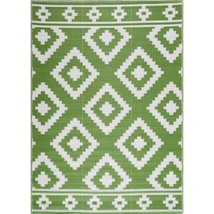 Milan Green and Creme 10 ft. x 14 ft. Folded Reversible Recycled Plastic Indoor/Outdoor Area Rug-Floor Mat