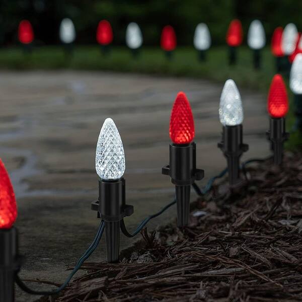 thumbnail image 2 of 100-Pack Plastic Light Stakes, 7.5 Inch Christmas Yard 2 of 11