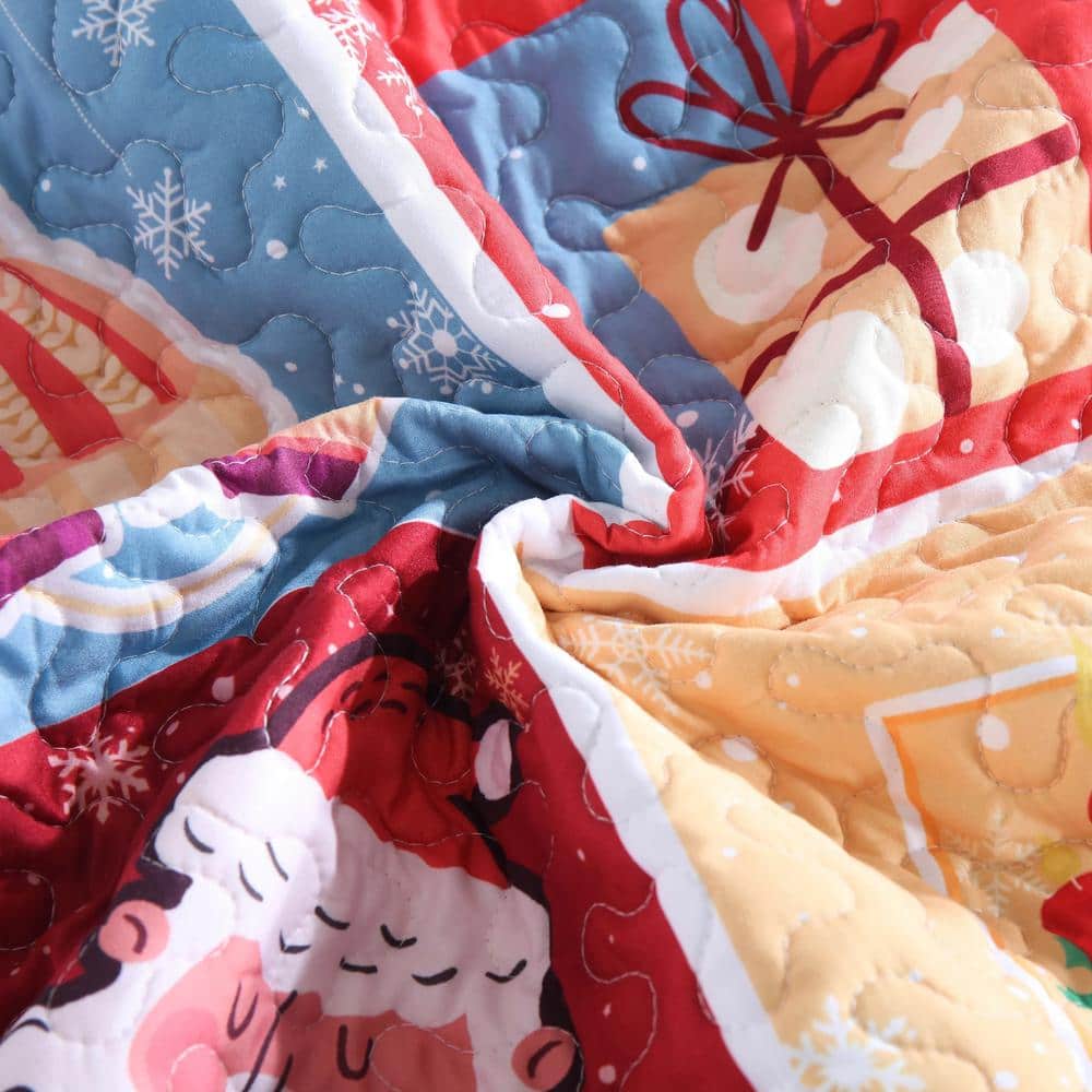 King Size Christmas Red Reversible Polyester Quilt Set