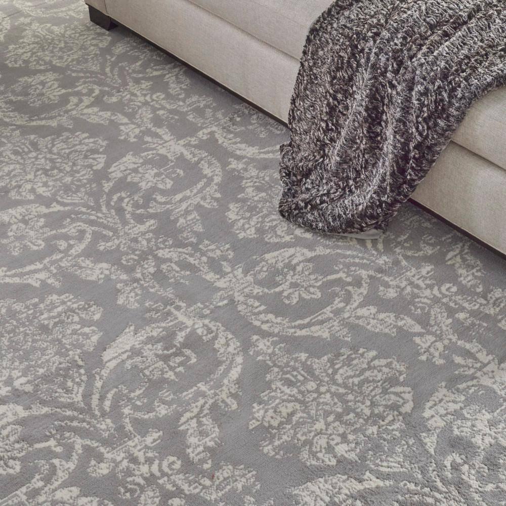 Gray and Ivory Damask Pattern 8' x 10' Area Rug