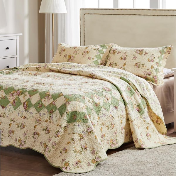 https://images.thdstatic.com/productImages/e438047d-98fc-4708-8a64-a723c75e1b56/svn/greenland-home-fashions-bedding-sets-gl-0307amsq-a0_600.jpg