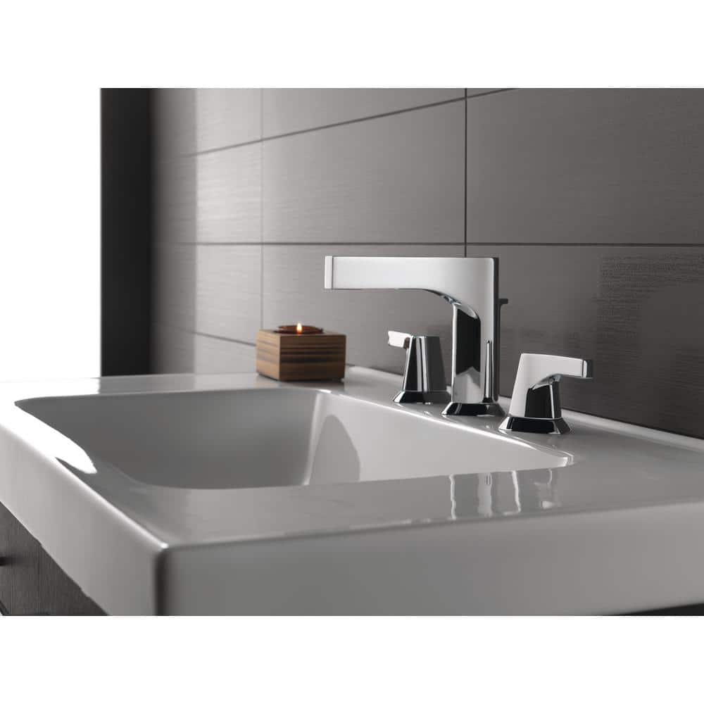 Chrome Modern Widespread Bathroom Faucet with Drain Assembly