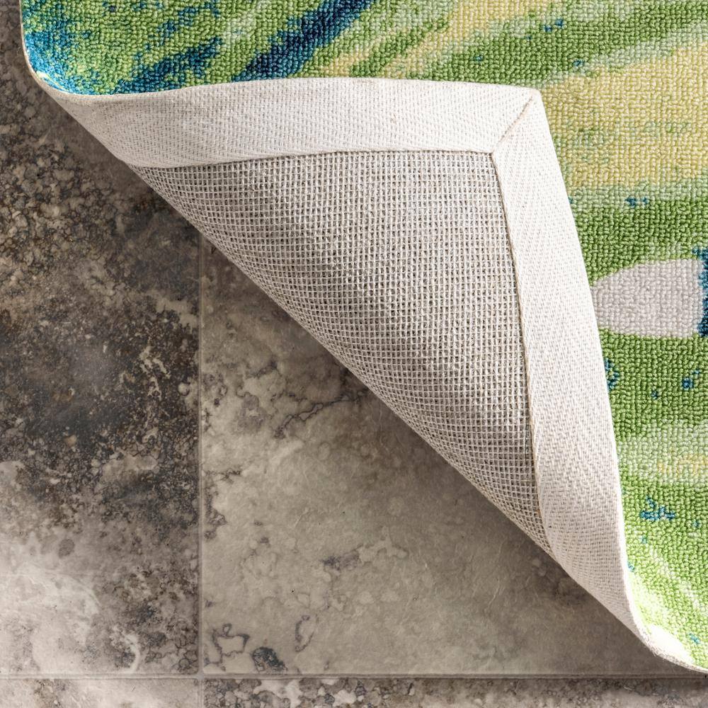 Lisa Green and Blue Floral 5' x 8' Indoor/Outdoor Area Rug