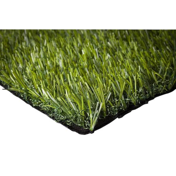 TrafficMaster 3.75 ft. x 9 ft. Classic Green Artificial Grass Rug