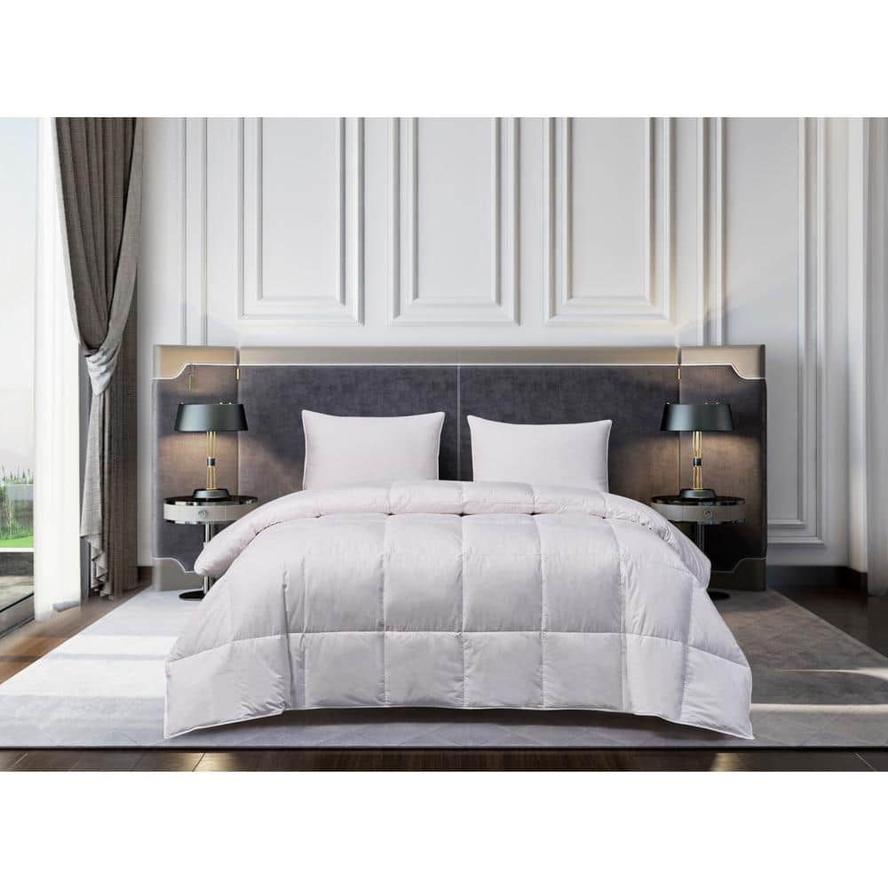 Hungarian White Goose Down Queen Comforter with Cotton Cover