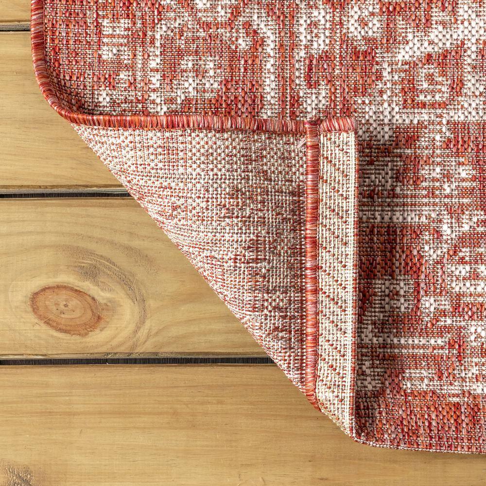 Malta Red and Taupe Synthetic Medallion Indoor/Outdoor Area Rug