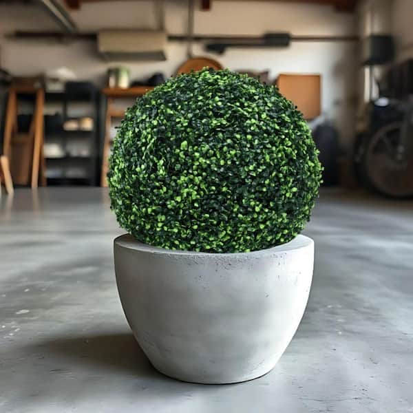 1.67 ft. Artificial Boxwood Topiary Ball 20 in. Round Faux Boxwood Balls Outdoor for Front Porch Home Decor 2-Balls