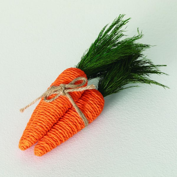 SULLIVANS Orange 3.5 in. x 10 in. Paper Carrot Bunch