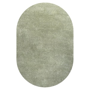 Haze Solid Low-Pile Green 5 ft. x 8 ft. Oval Area Rug