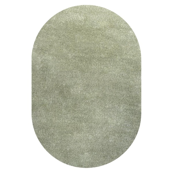 Haze Solid Low-Pile Green 6 ft. x 9 ft. Oval Area Rug