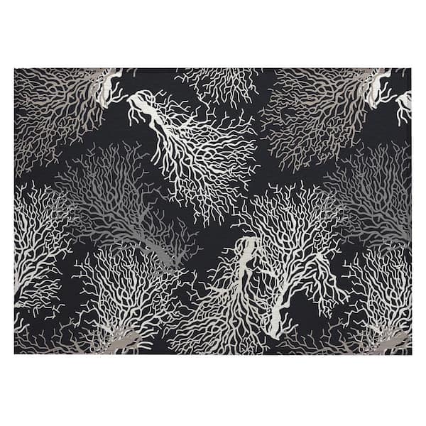 Surfside Black 1 ft. 8 in. x 2 ft. 6 in. Geometric Indoor/Outdoor Area Rug