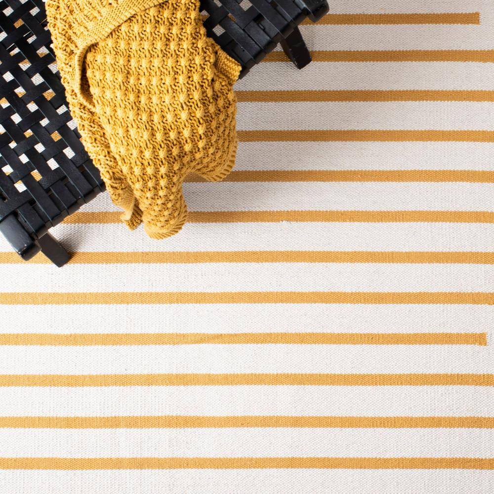 Ivory and Gold Handwoven Cotton 9' x 12' Rug