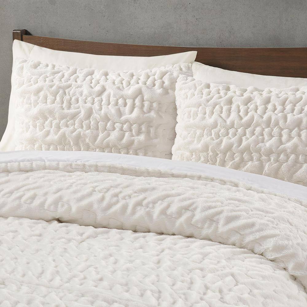 Ivory Ruched Faux Fur Full Comforter Set with Microfiber