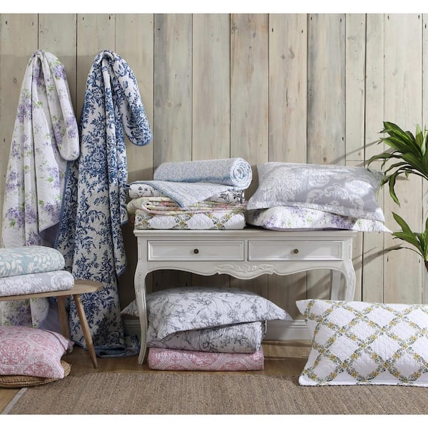  Laura Ashley - King Comforter Set, Reversible Cotton Bedding,  Includes Matching Shams with Bonus Euro Shams & Throw Pillows (Amberley  Black/White, King) : Home & Kitchen