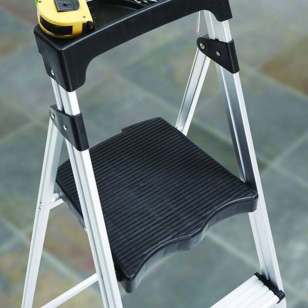 Easy Reach by Gorilla Ladders - 4-Step Aluminum Ultra-Light Step Stool Ladder with 225 lb. Load Capacity-DISCONTINUED