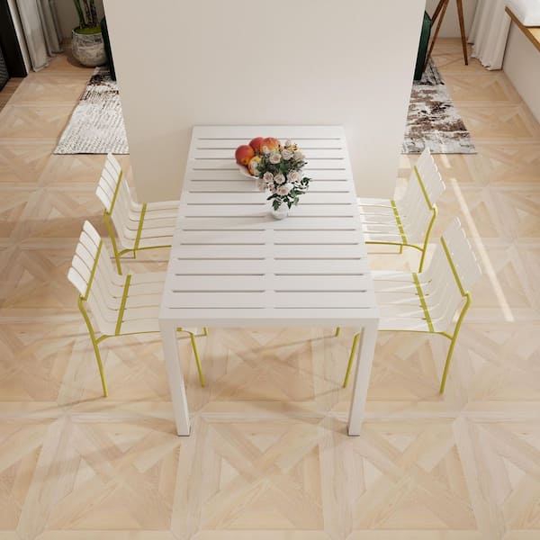 4-Piece White PP Plastic Seat and Yellow Metal Legs Modern Striped Outdoor Lounge Chair
