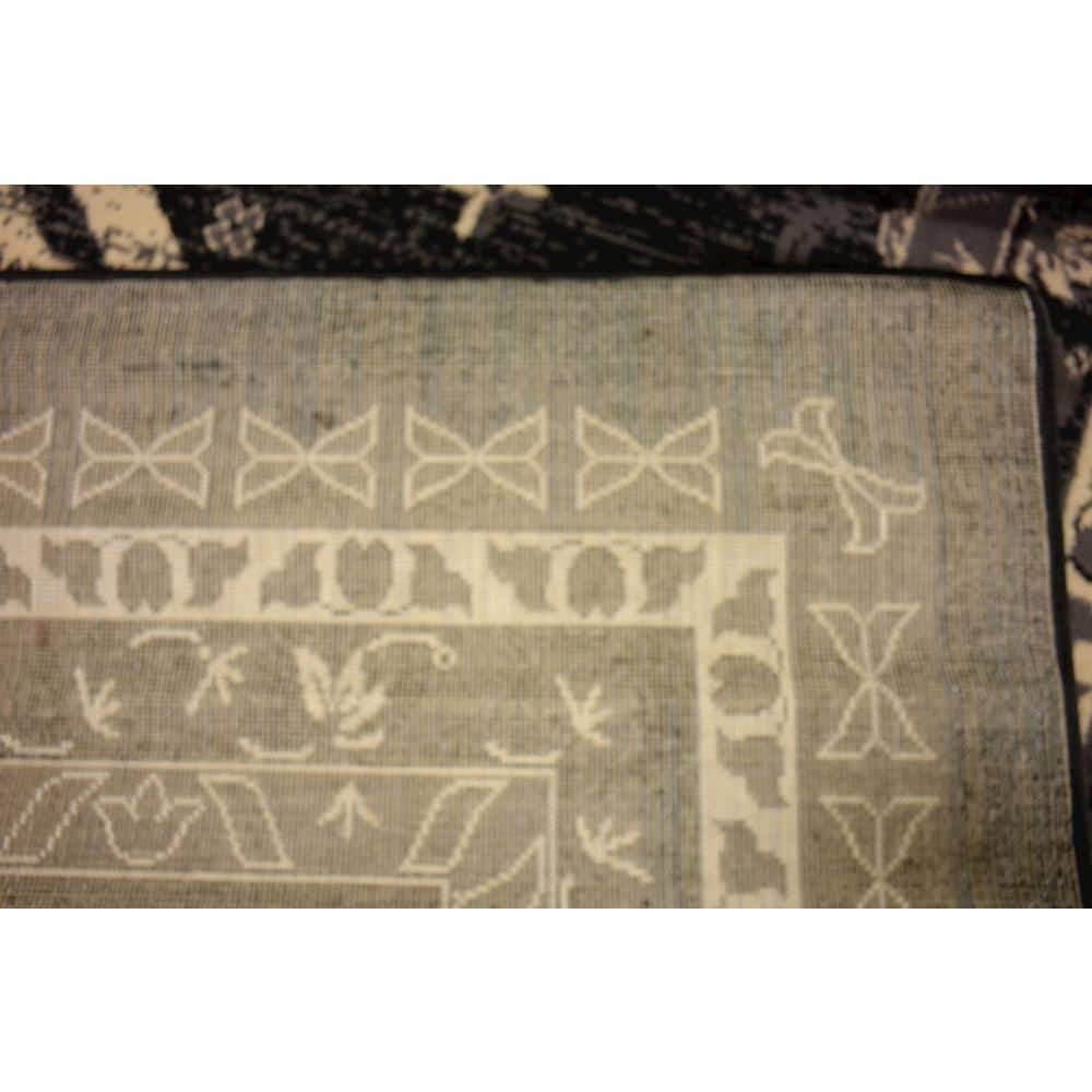 Black and Gray 8' x 10' Synthetic Rectangular Area Rug