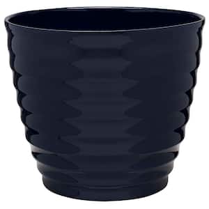 Beehive Medium 14 in. x 11.5 in. 20 Qt. Navy Resin Outdoor Planter with Saucer