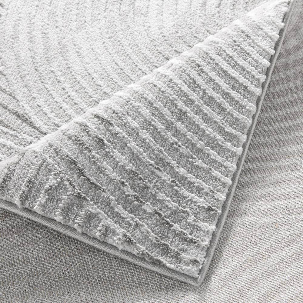 Maya Gray High-Low Texture Synthetic Area Rug 5'2" x 7'2"